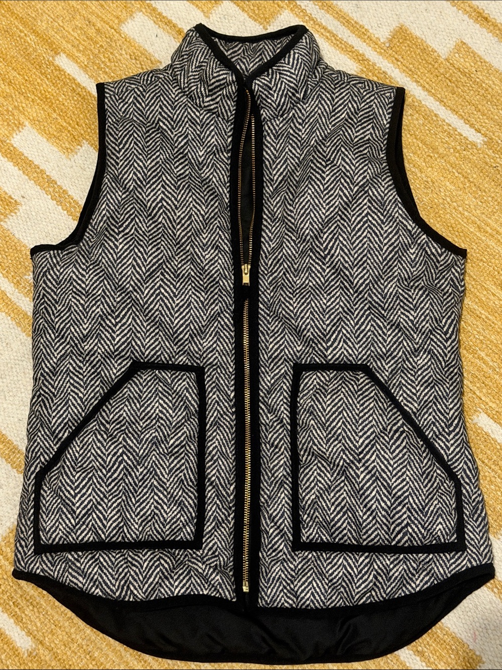 J. Crew Women's Herringbone Zip-Front Vest in Black & Cream XS